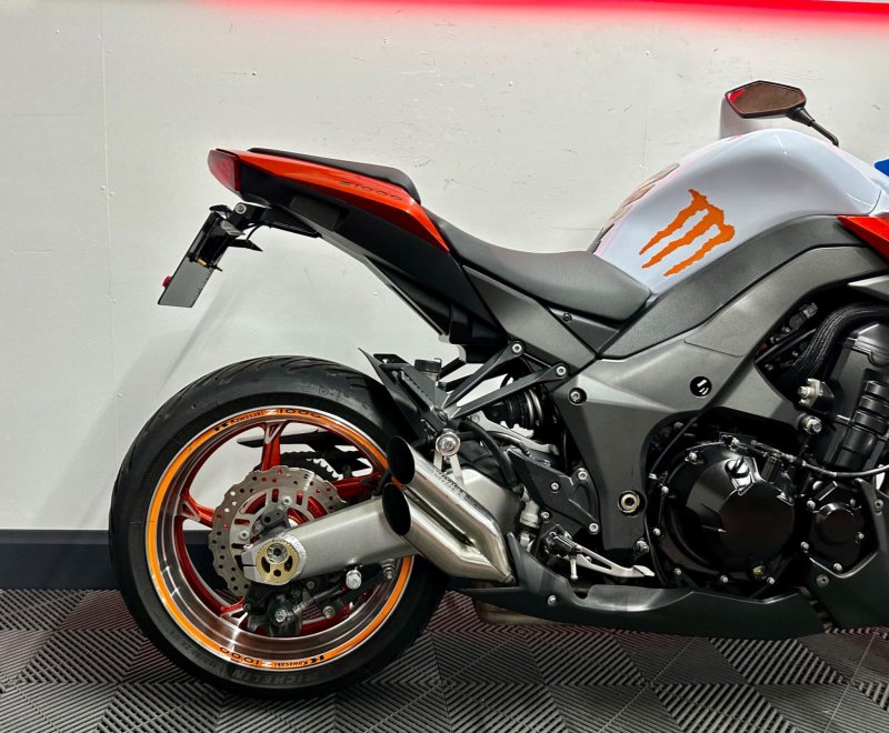 KAWASAKI Z1000