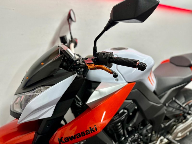 KAWASAKI Z1000