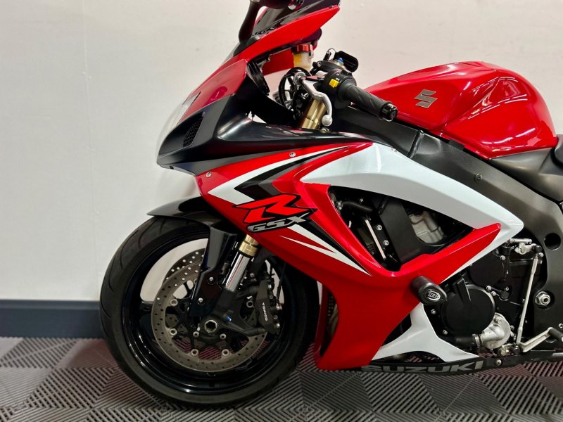 SUZUKI GSXR600