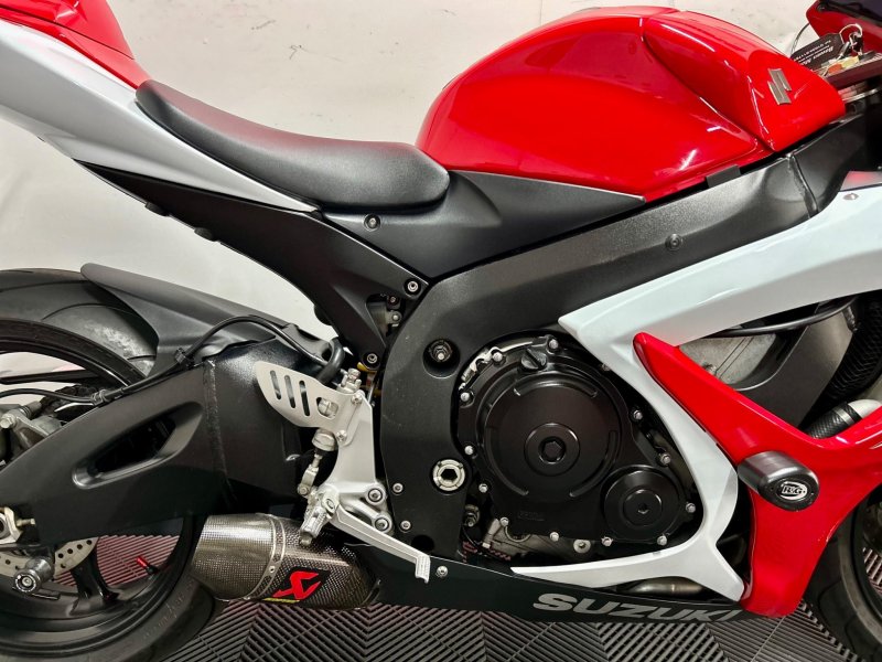 SUZUKI GSXR600
