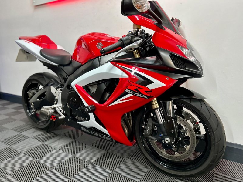 SUZUKI GSXR600