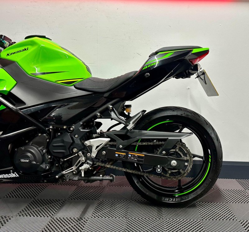 KAWASAKI Ninja 400
