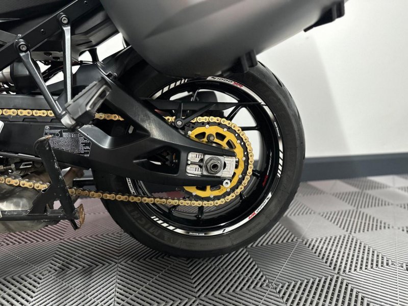 BMW S1000XR