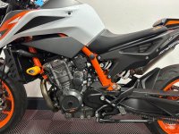 KTM 890 DUKE