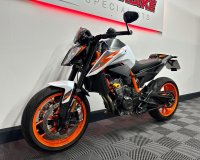 KTM 890 DUKE