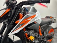 KTM 890 DUKE