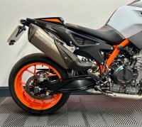 KTM 890 DUKE