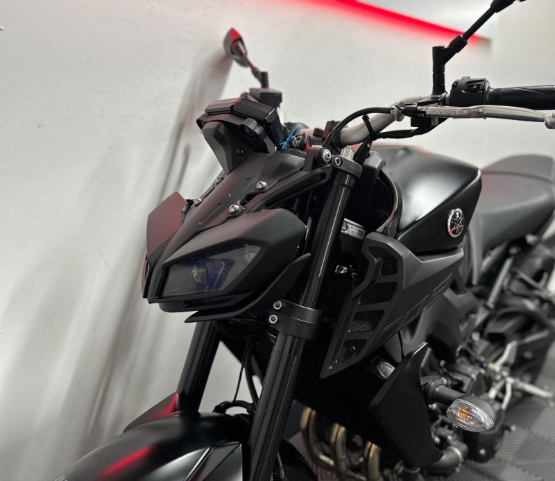 YAMAHA MT-09