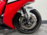 HONDA CBR1000RR Fireblade