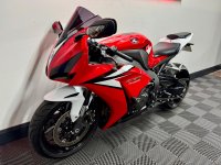 HONDA CBR1000RR Fireblade