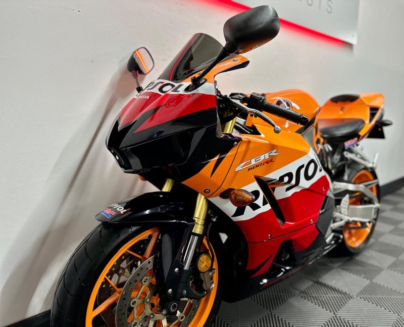 HONDA CBR600RR