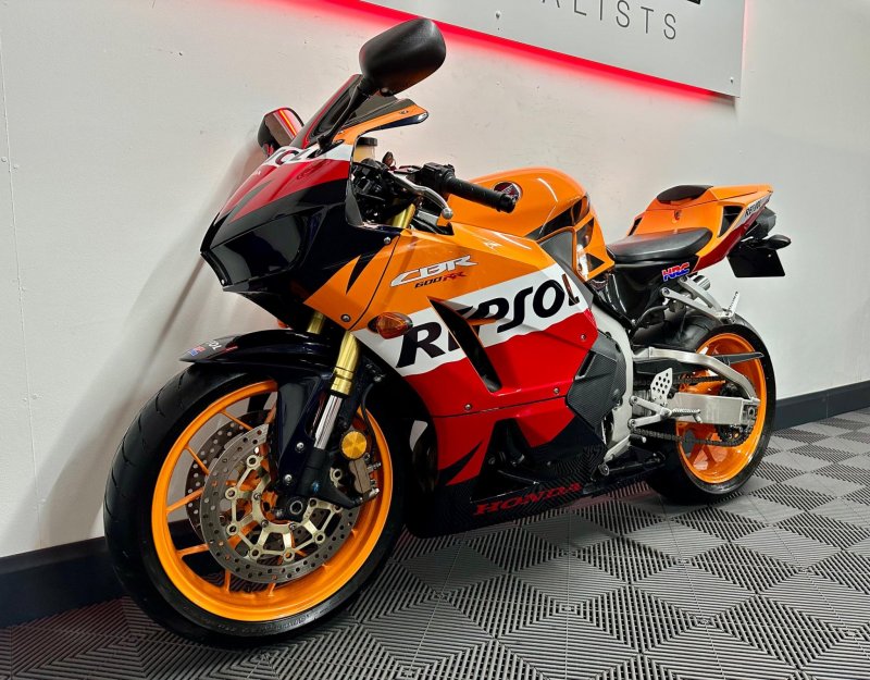 HONDA CBR600RR