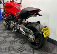 DUCATI MONSTER 1200