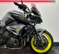 YAMAHA MT-10