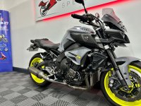 YAMAHA MT-10
