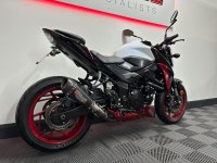 SUZUKI GSX-S750