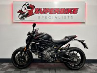 DUCATI Monster