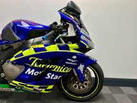 HONDA CBR1000RR Fireblade