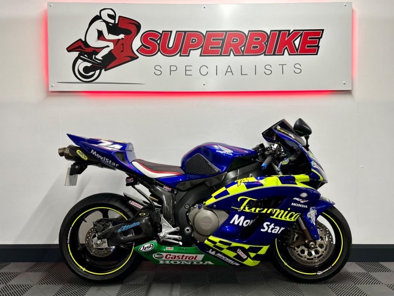 HONDA CBR1000RR Fireblade