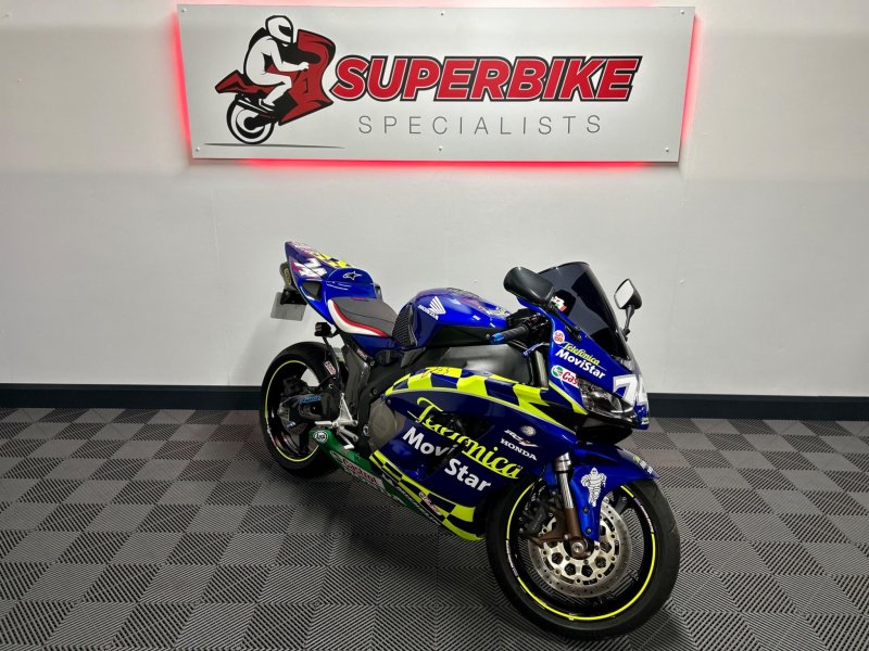 HONDA CBR1000RR Fireblade