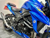 SUZUKI GSX-S750