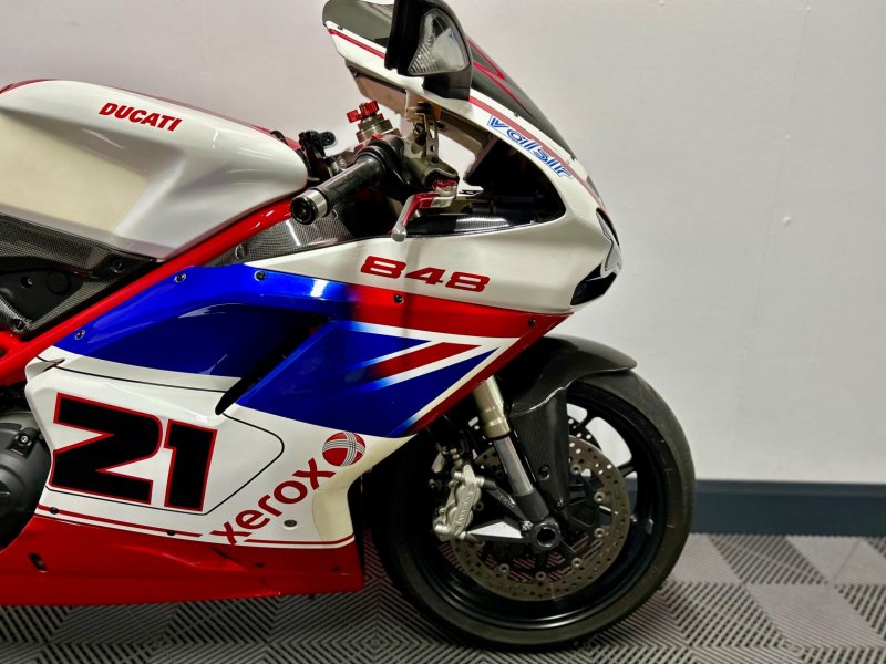 DUCATI 848