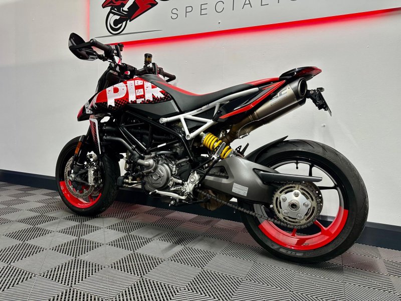DUCATI Hypermotard