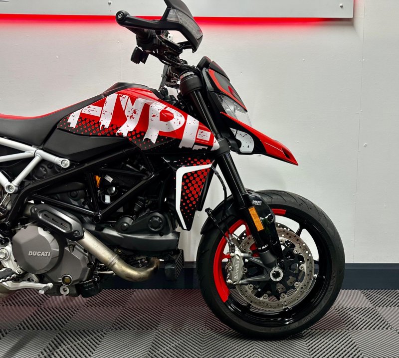 DUCATI Hypermotard