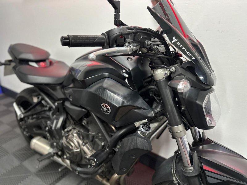 YAMAHA MT-07