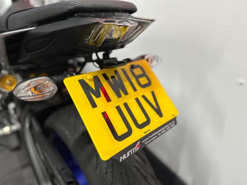 YAMAHA MT-09