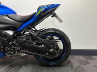 SUZUKI GSX-S1000