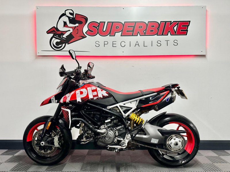 DUCATI Hypermotard