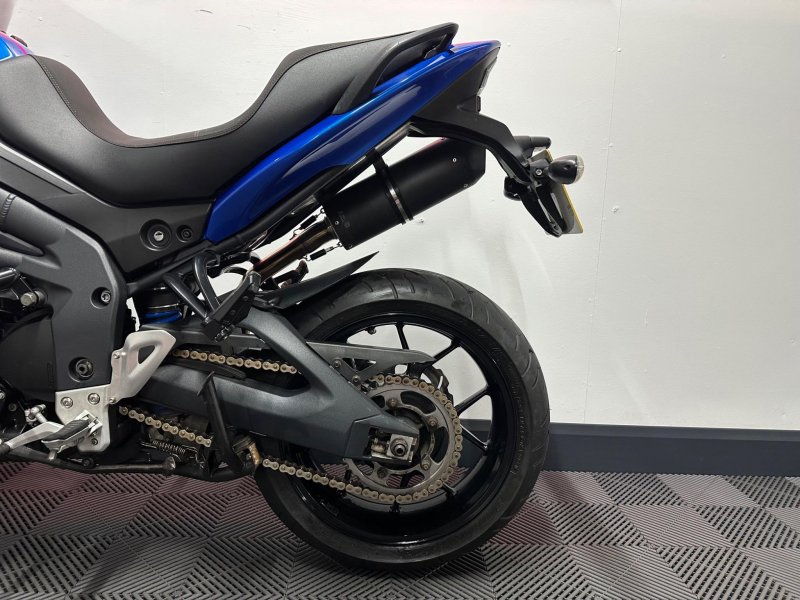 TRIUMPH TIGER 1050
