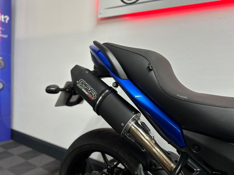 TRIUMPH TIGER 1050
