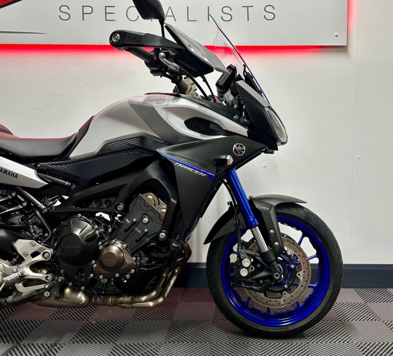 YAMAHA Tracer 900