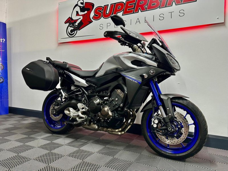 YAMAHA Tracer 900