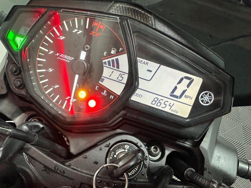 YAMAHA MT-03