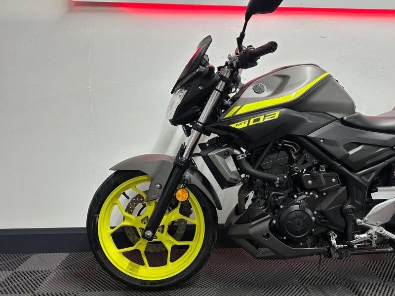 YAMAHA MT-03
