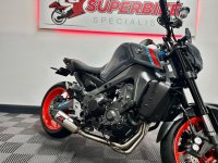 YAMAHA MT-09