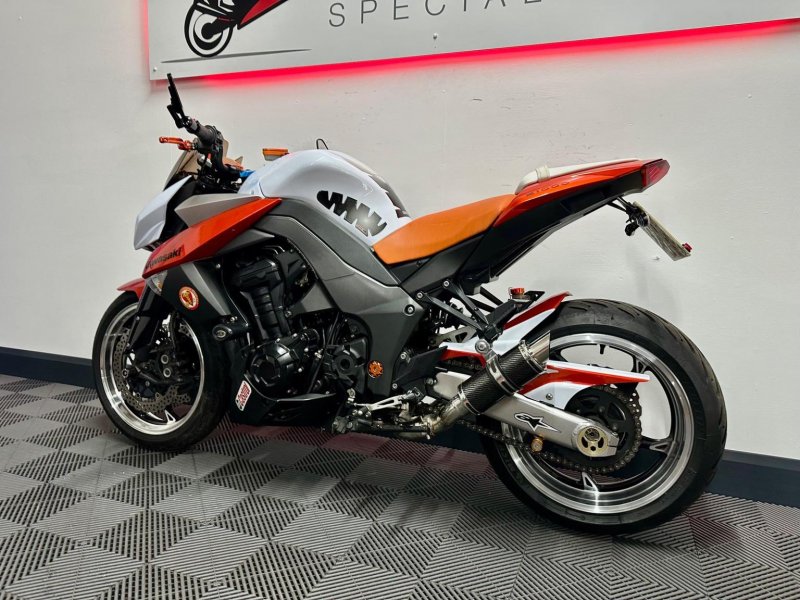 KAWASAKI Z1000