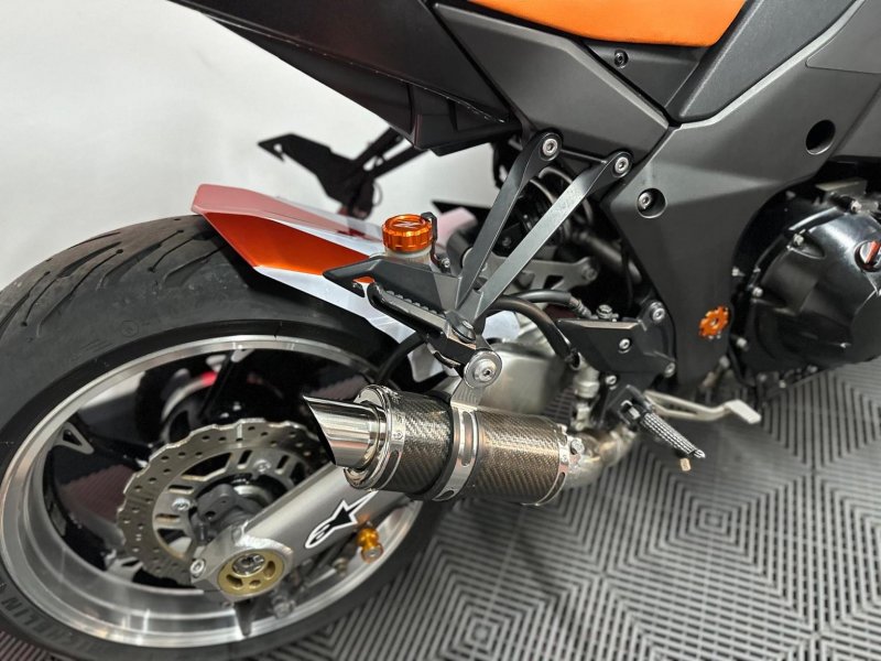 KAWASAKI Z1000