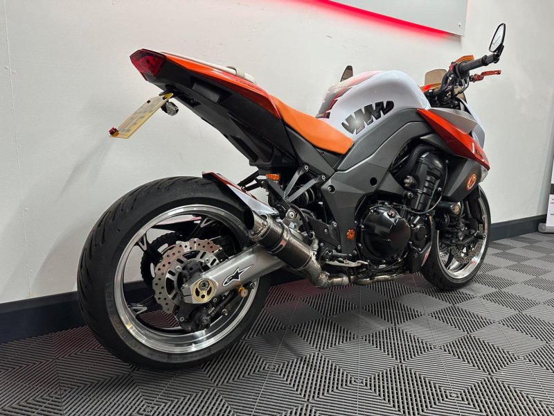 KAWASAKI Z1000