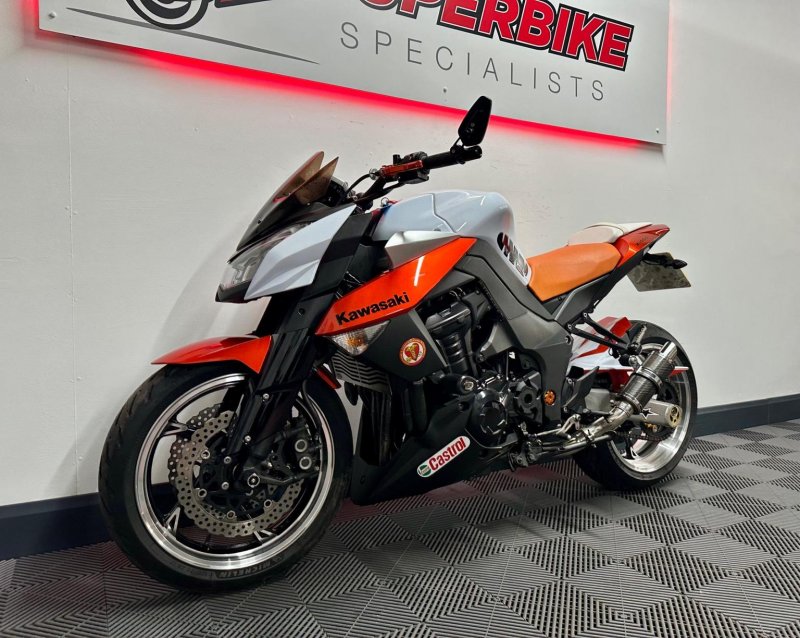 KAWASAKI Z1000
