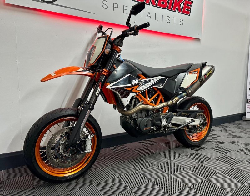 KTM 690 SMC R