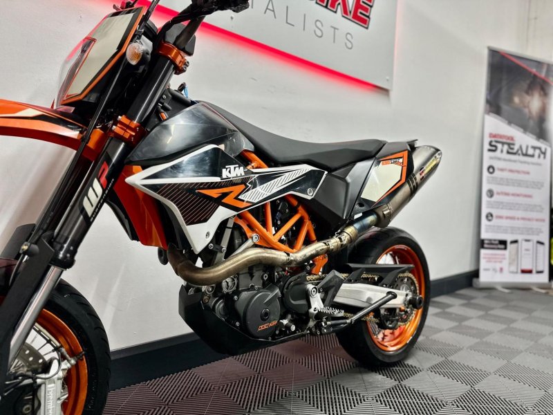 KTM 690 SMC R