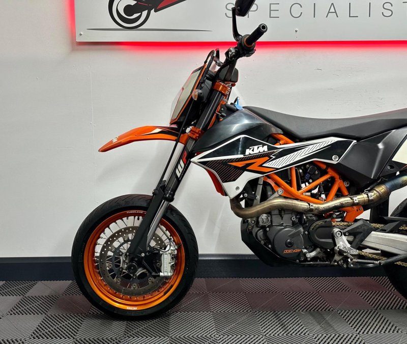KTM 690 SMC R