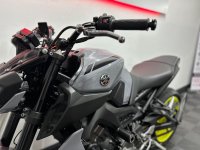 YAMAHA MT-09
