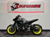 YAMAHA MT-09