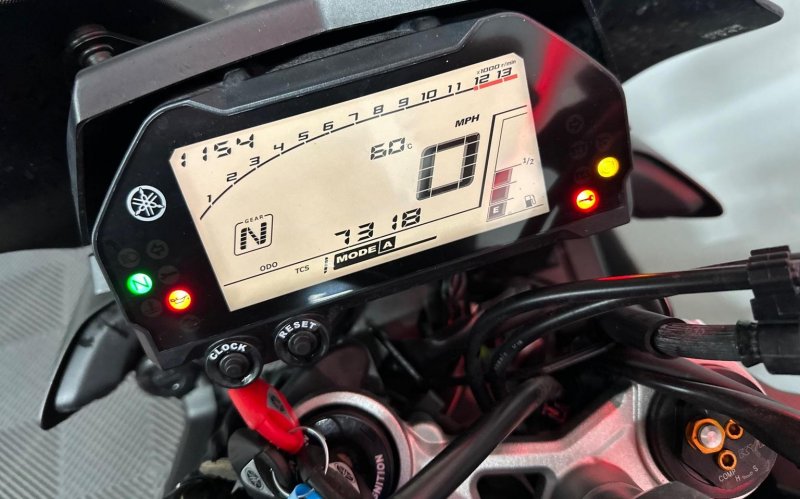 YAMAHA MT-10