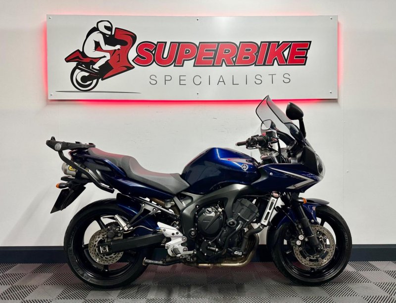 YAMAHA FZ6 Fazer